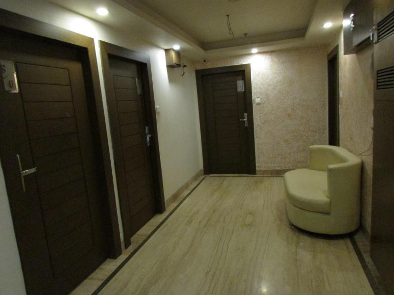 Hotel Emerald Kolkata Bagian luar foto